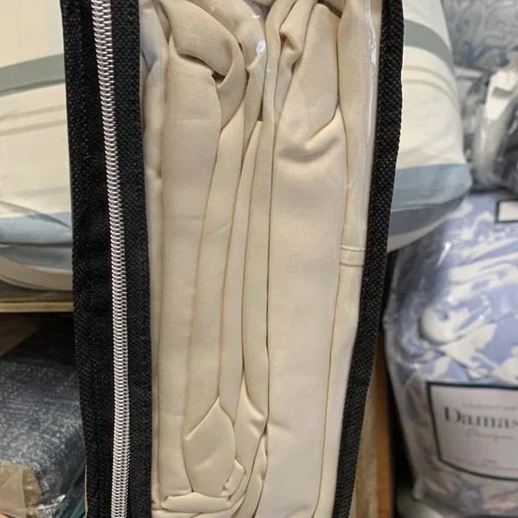 Beautyrest Cream Cooling Cotton Blend King Sheet Set - Picture 3 of 3